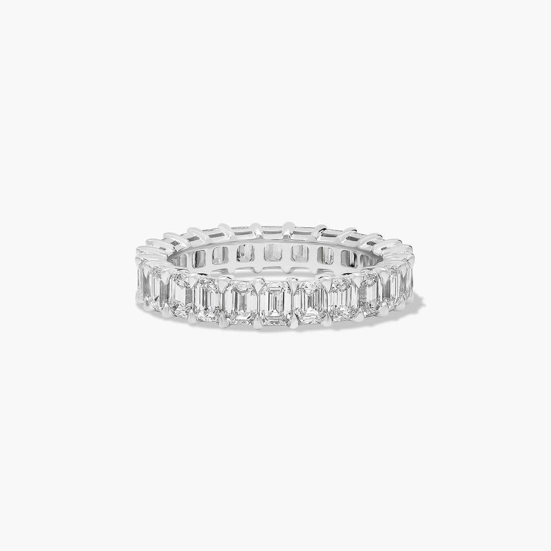 Eternity Ring With Emerald Cut Lab-Grown Diamonds