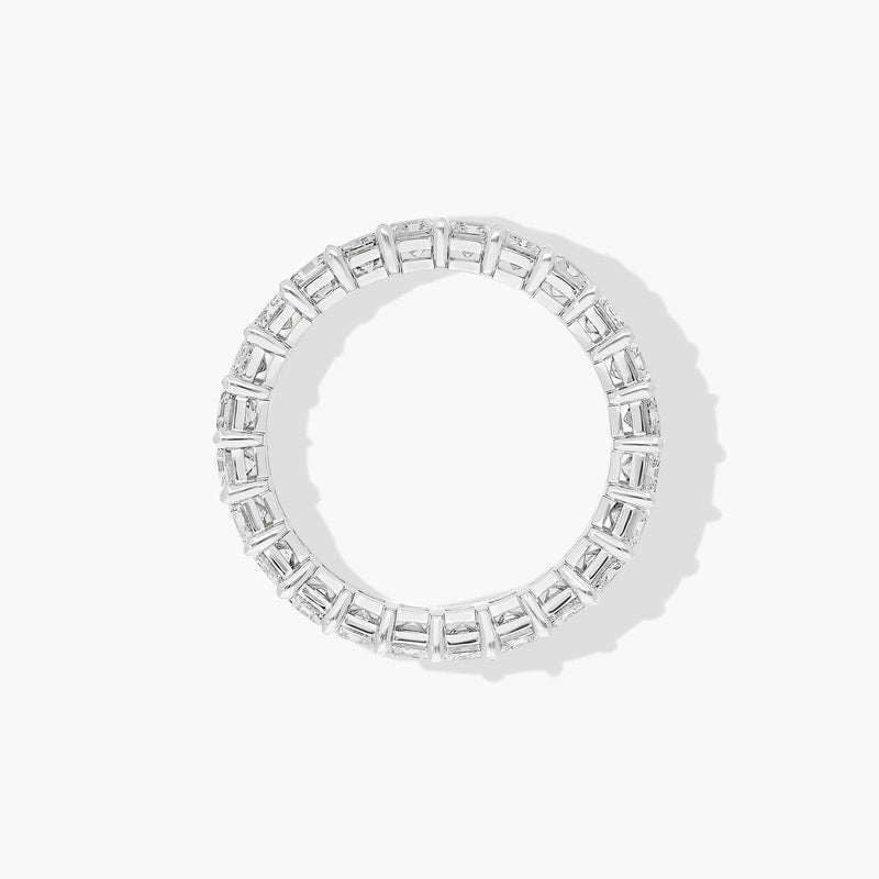 Eternity Ring With Emerald Cut Lab-Grown Diamonds