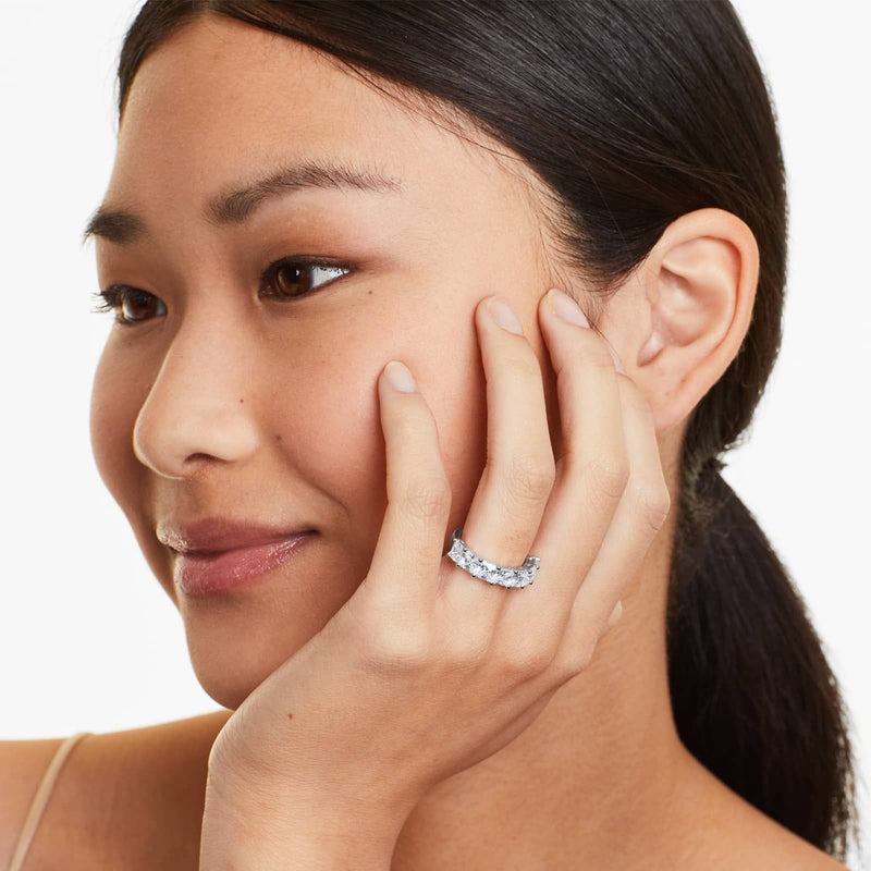 Seven Stone Anniversary Ring With Princess Cut Lab-Grown Diamonds