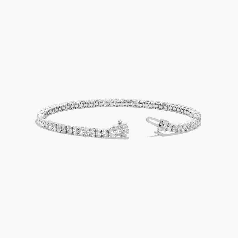 Tennis Bracelet With Oval Cut Lab-Grown Diamonds